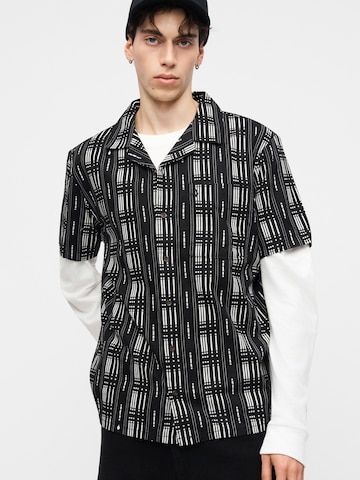Volcom - Ajuste regular Camisa 'MACROS' en negro