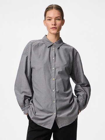 PIECES Blouse 'PCFolli' in Grey: front