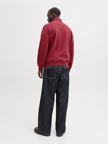 JACK & JONES Sweatshirt in Rot