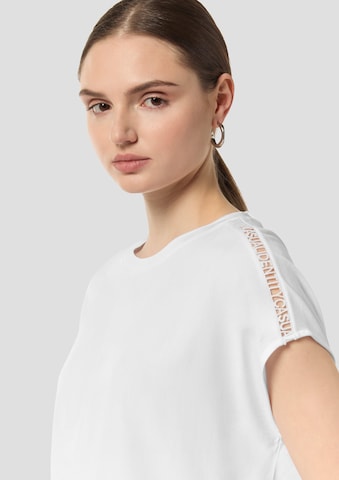 T-shirt comma casual identity en blanc