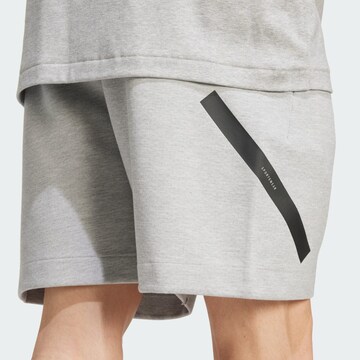 ADIDAS SPORTSWEAR Regular Sportbyxa 'Z.N.E.' i grå