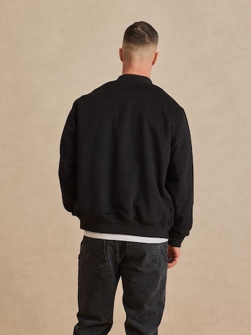 DAN FOX APPAREL Between-Season Jacket 'Hagen' in Black