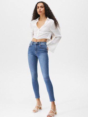 Pull&Bear Skinny Jeans in Blue: front