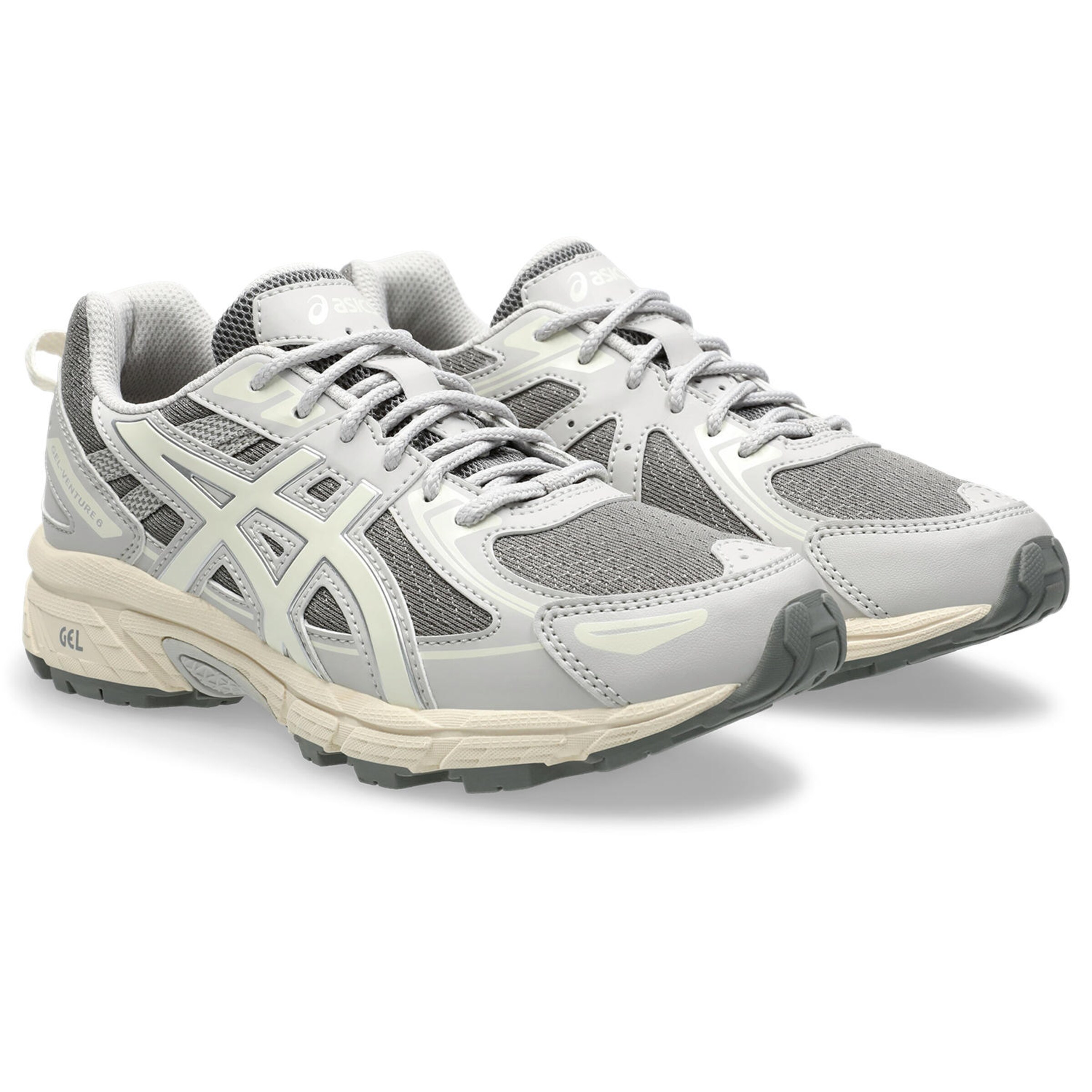 ASICS Sneaker in Grau