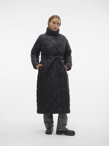 Manteau d’hiver 'Astoria' VERO MODA en noir : devant