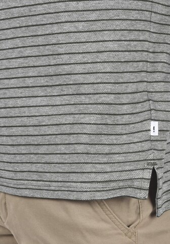 Maglietta 'Pantelis' di !Solid in grigio