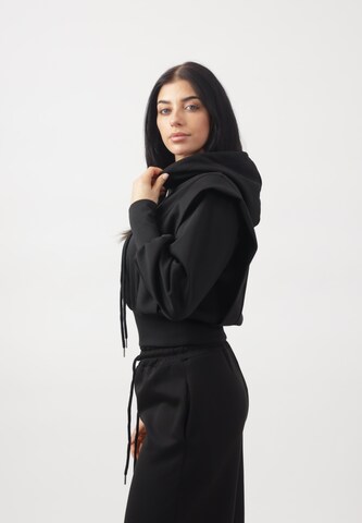 Elara Blouse in Black