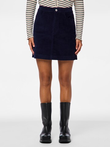 PIECES Skirt in Blue: front