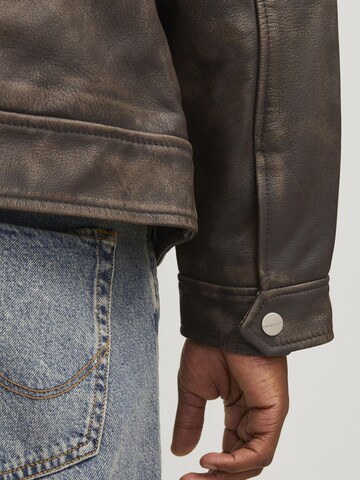 JACK & JONES Between-season jacket in Brown