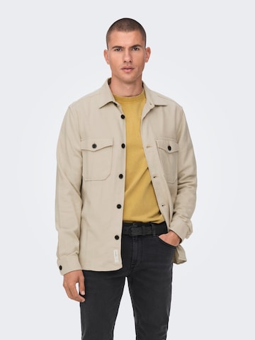 Only & Sons - Ajuste regular Camisa 'Milo' en beige: frente