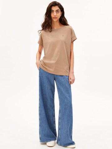 T-shirt 'IDAARA' ARMEDANGELS en beige