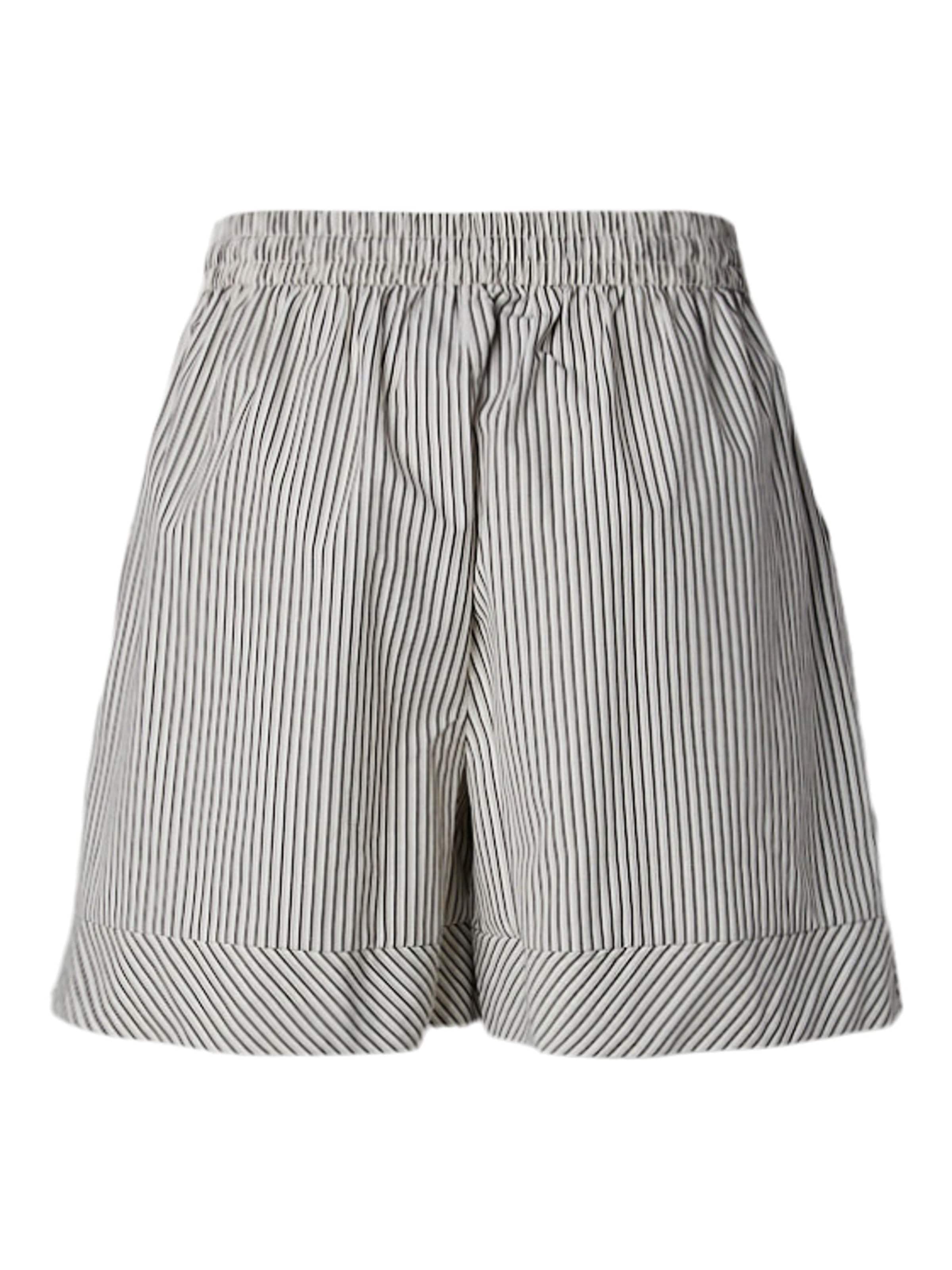 PIECES Loosefit Shorts 'PCEmmy' in Beige