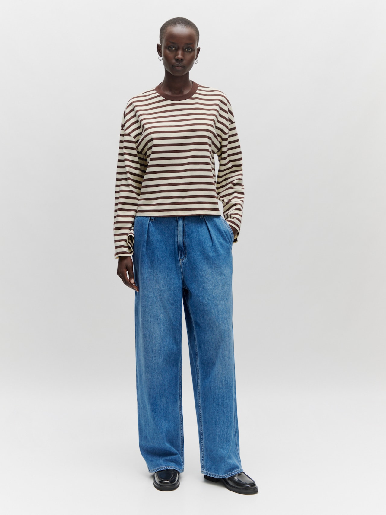 EDITED Produits T-shirt 'Delfia' brun foncé