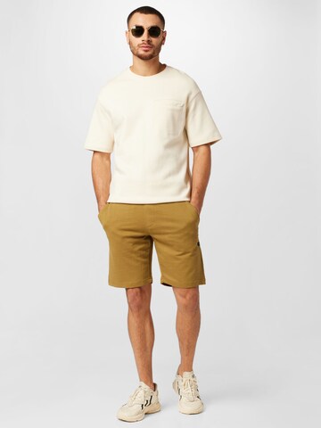 BLEND Regular Shorts in Grün
