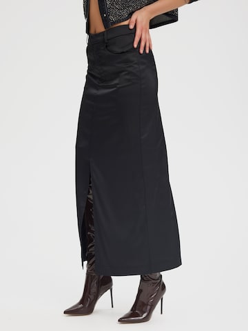 Gestuz Skirt 'Yacmine' in Black: front