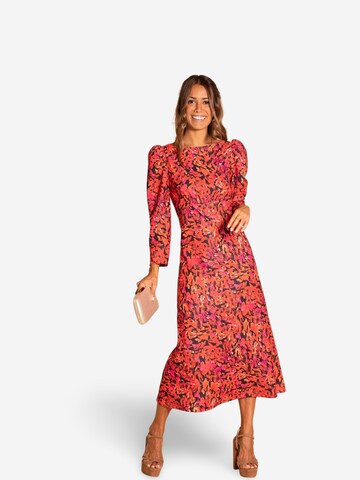 THE-ARE - Vestido em vermelho: frente