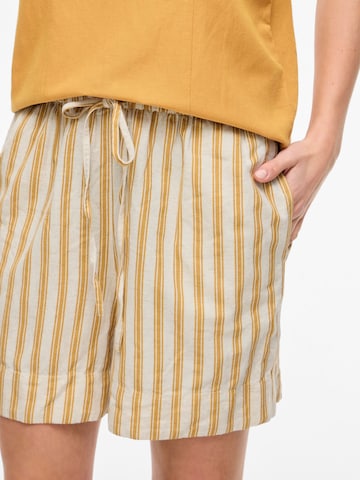 Regular Pantalon VILA en jaune