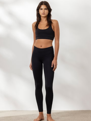 Hey Honey Leggings 'Unicolor' in Schwarz: Vorderseite
