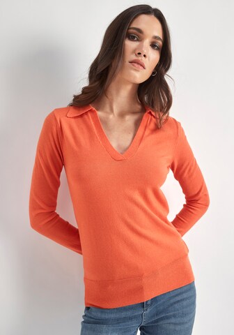 HECHTER PARIS Sweater in Orange