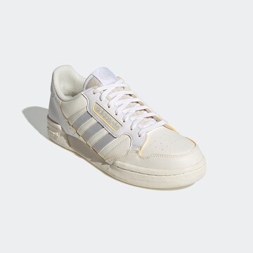 ADIDAS ORIGINALS - Sapatilhas baixas 'Continental 80 Stripes' em bege