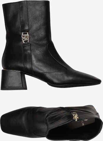 AIGNER Stiefelette 37 in Schwarz: Vorderseite