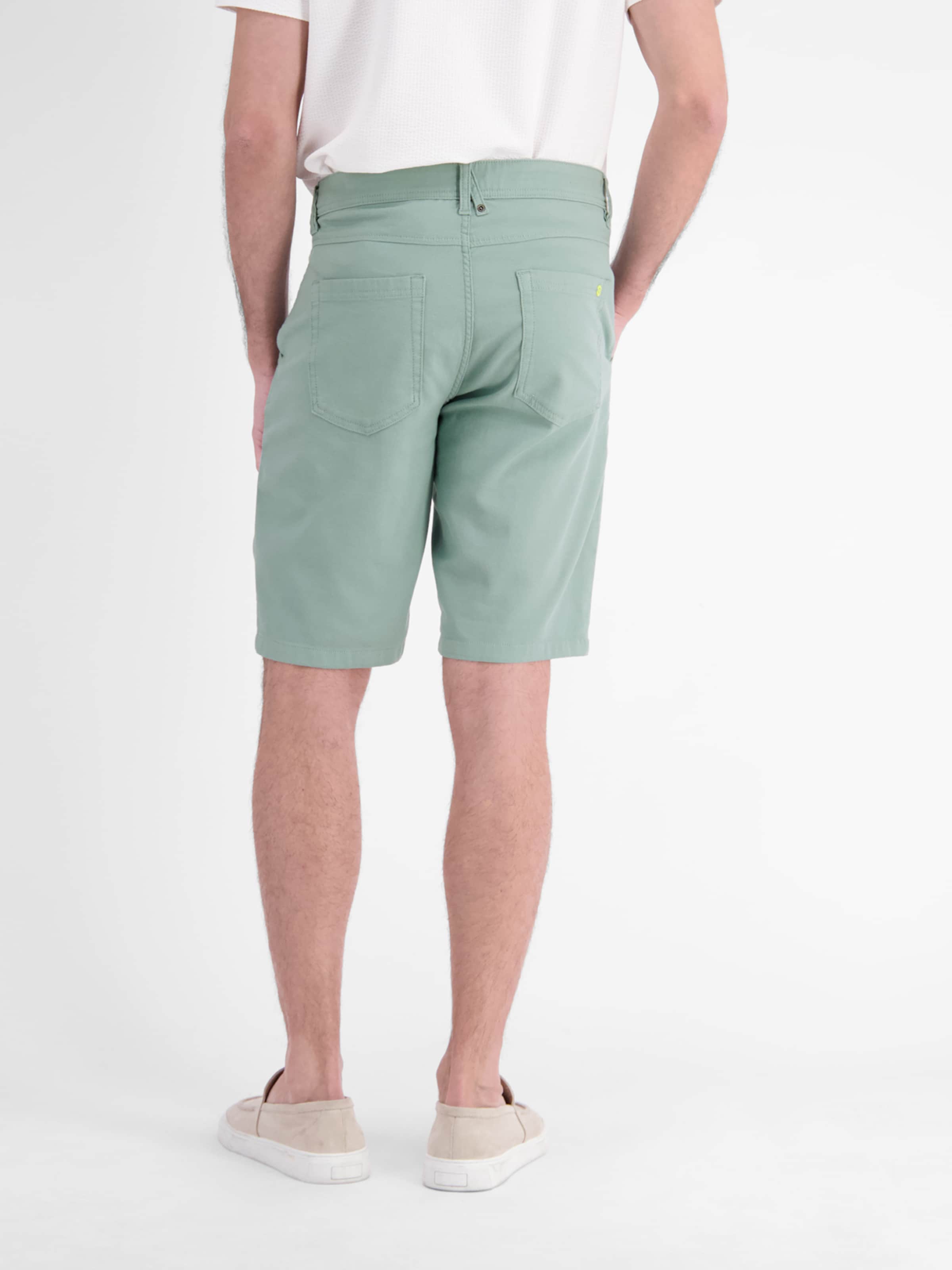 LERROS Regular Bequeme Shorts aus griffiger Baumwolle mit Stretchanteil in Grün
