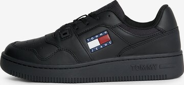 Tommy Jeans Sneakers laag 'Essential Retro' in Zwart: voorkant