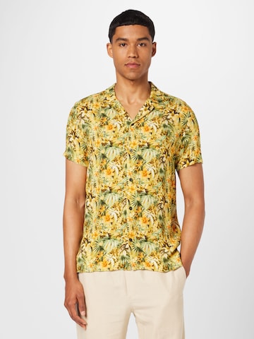 Comfort fit Camicia 'Hawaii' di WESTMARK LONDON in giallo: frontale