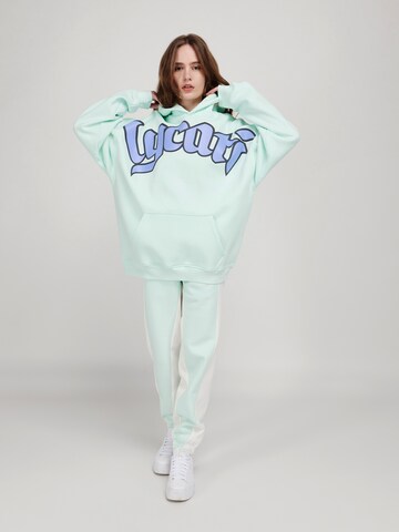 LYCATI exclusive for ABOUT YOU Hoodie 'Frosty Lycati' in Grün