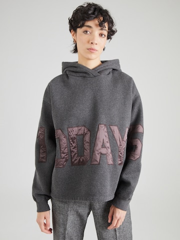 10Days Sweatshirt in Grey: front