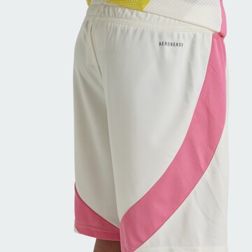 Regular Pantalon de sport 'Juventus 24/25 Away' ADIDAS PERFORMANCE en blanc