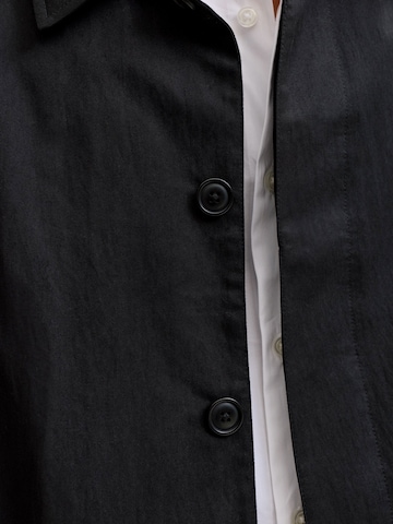 Jack & Jones Premium Přechodný kabát 'JPRBLAMARLEY' – černá