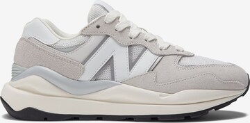 Sneaker bassa '57/40' di new balance in grigio