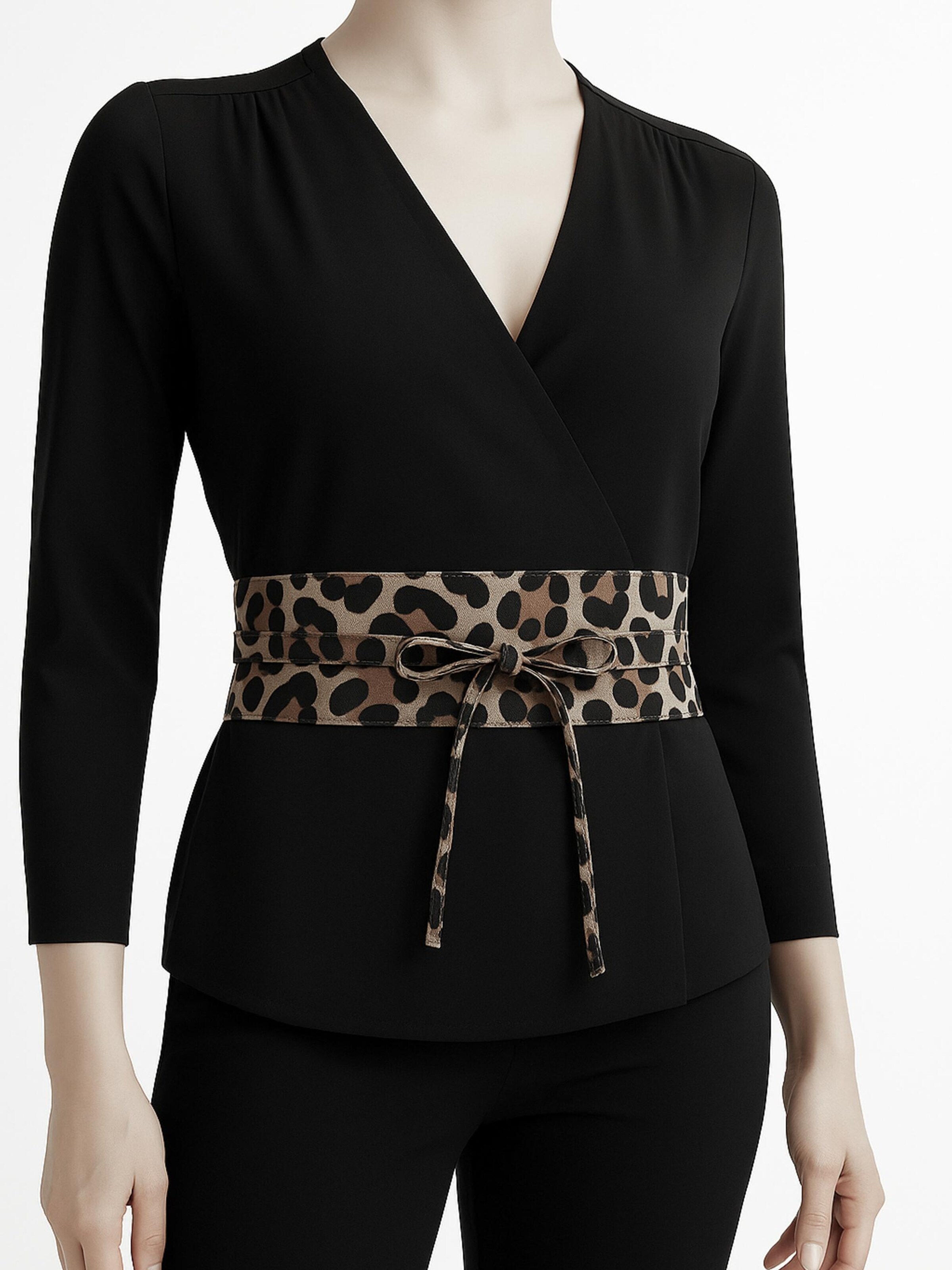 COLLEZIONE ALESSANDRO Belt 'Big Leo' in Beige: front