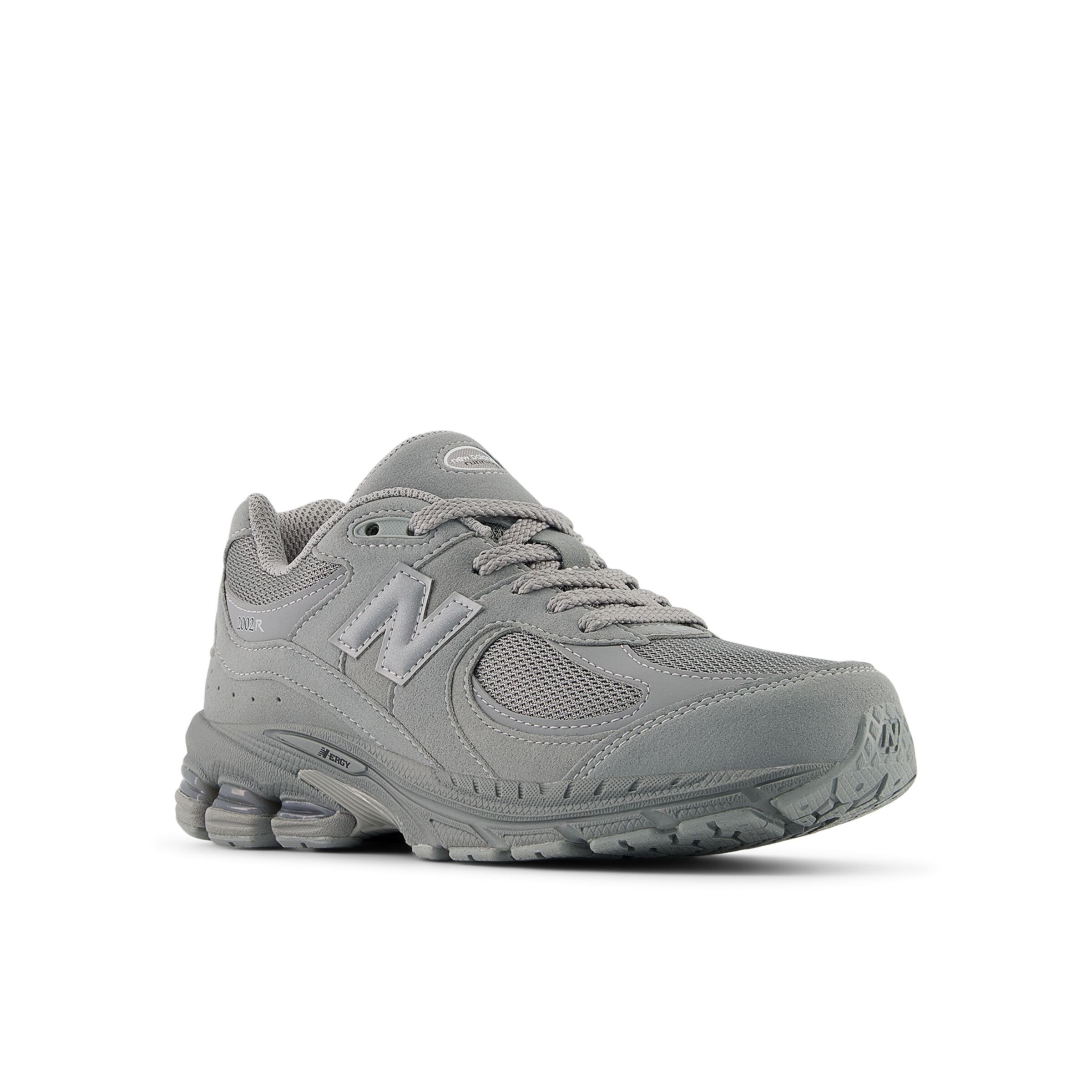 new balance Sneaker '2002' in Grau