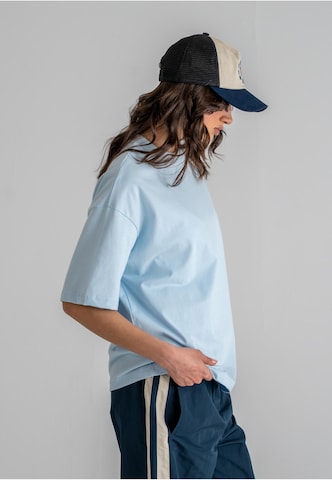 T-Shirt 'Hometow' Prohibited en bleu