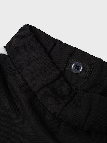 Regular Pantalon 'VACA' NAME IT en noir