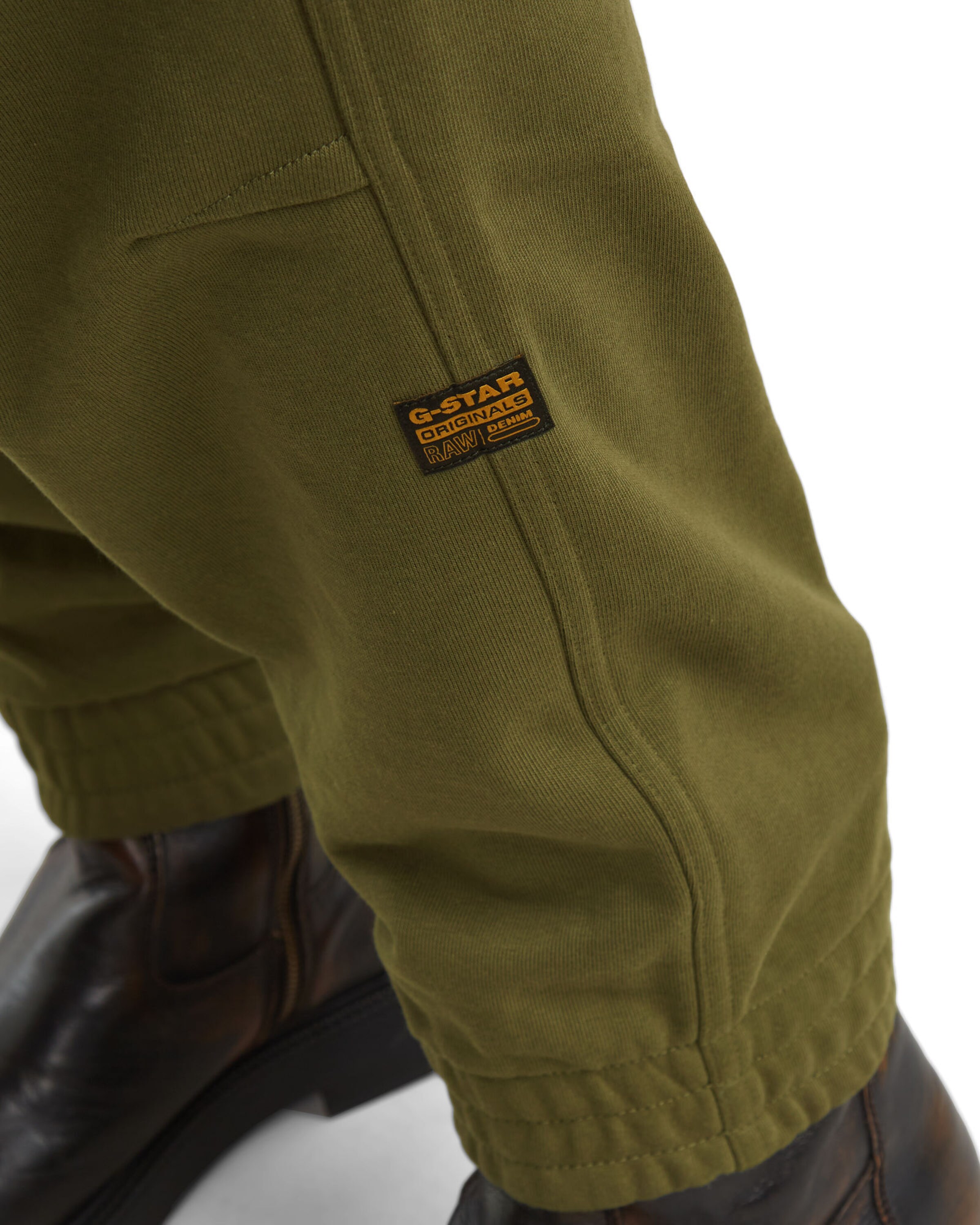 G-STAR Tapered Trousers in Green