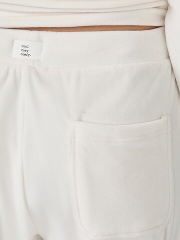 ETAM Pyjamahose in Beige