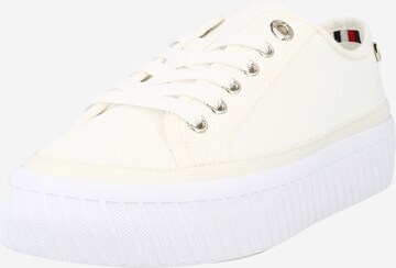 Baskets basses TOMMY HILFIGER en beige : devant