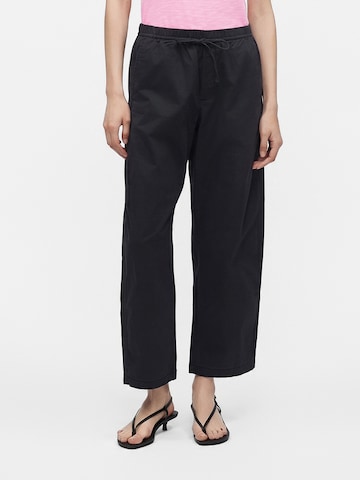 Barrel Pantalon GAP en noir : devant