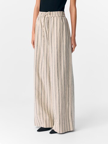 OBJECT Wide leg Trousers 'OBJViggo' in Beige: front