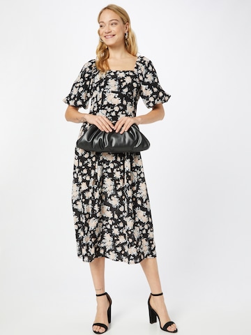 Robe River Island en noir