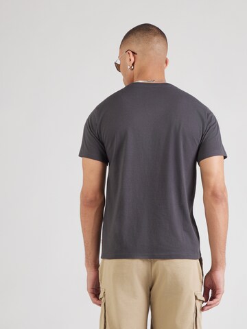 LEVI'S ® Тениска в черно