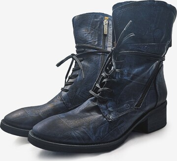 TIGGERS Lace-Up Ankle Boots in Blue