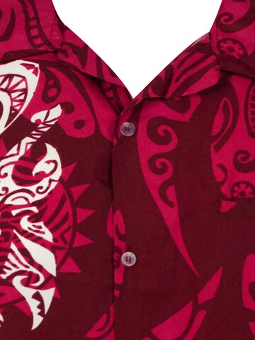 King Kameha Shirt 'Maori Wedding' in Rood