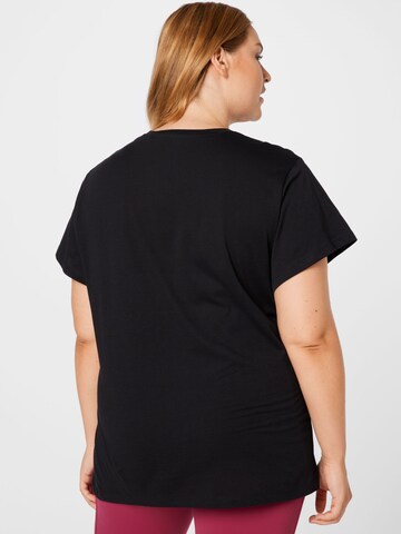 Reebok T-Shirt in Schwarz