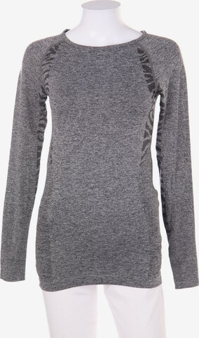 Work Out Top & Shirt in XS-S in Grey: front