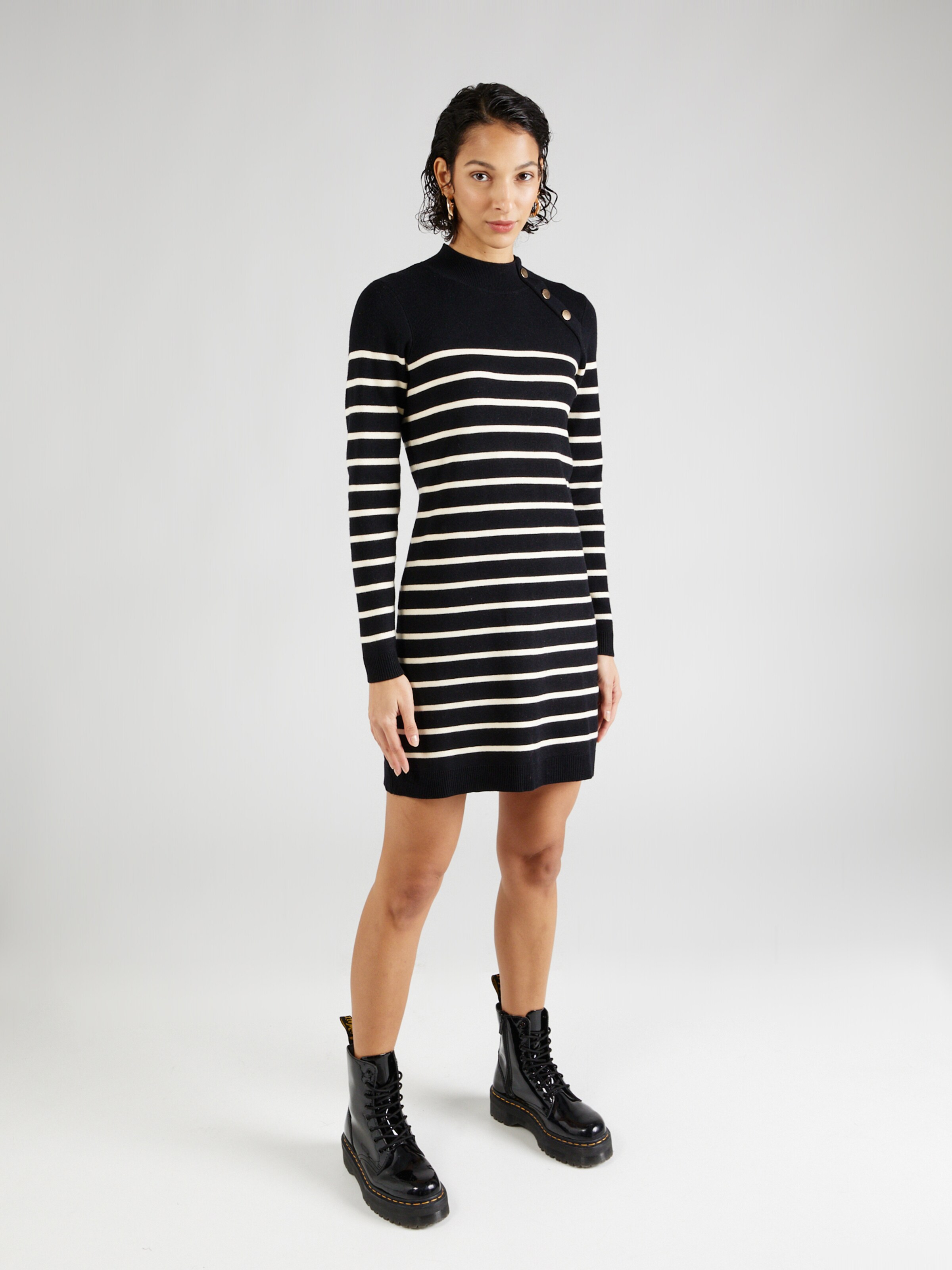 Robes en maille BONOBO en Noir ABOUT YOU