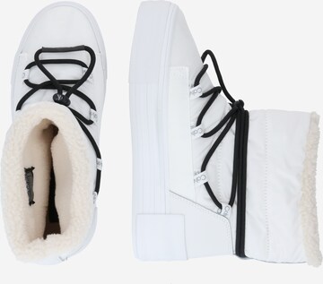 balta Calvin Klein Sniego batai
